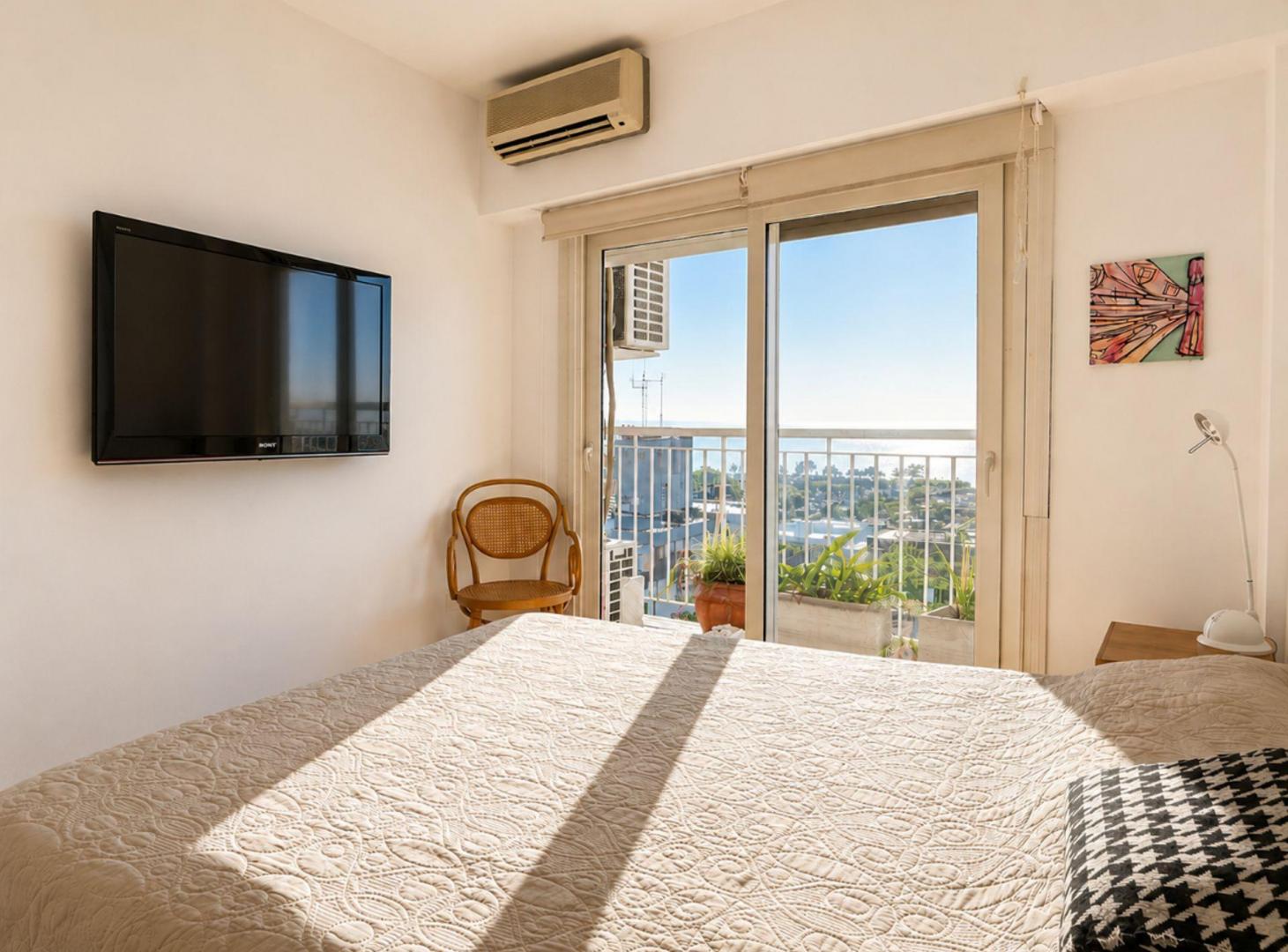 Foto de VENTA DEPTO 4 AMB BALCON COCHERA EN VICENTE LOPEZ, imagen 5