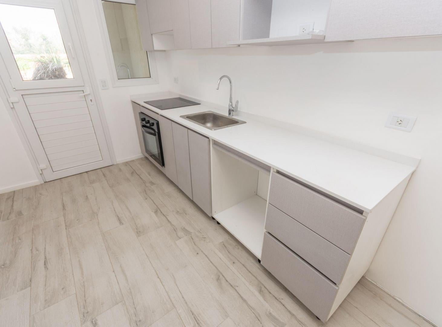 Foto de ALQUIER DUPLEX TIPO CASA 5 AMB CHIC VILLAGE PILAR, imagen 1