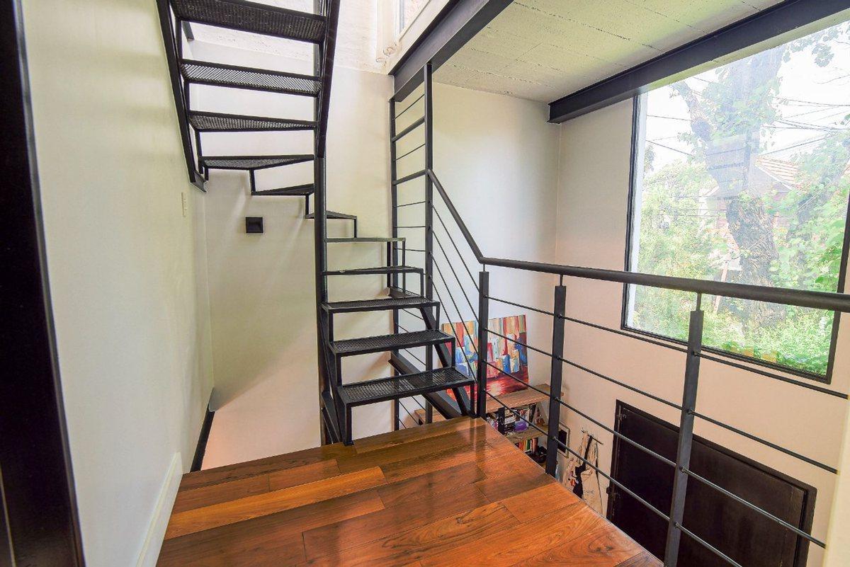 Foto de Venta casa triplex 4 ambientes cochera Martínez, imagen 4