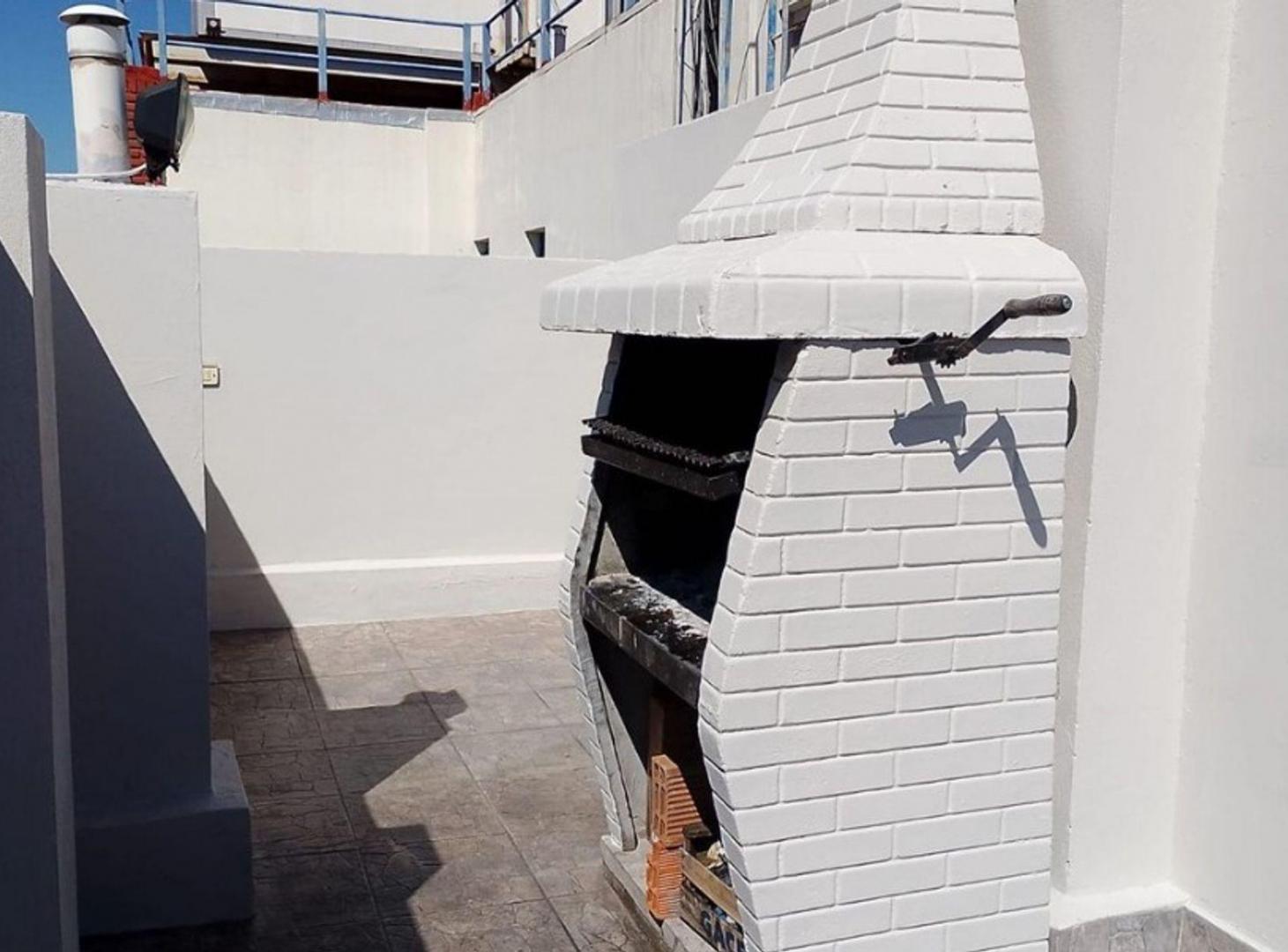 Foto de DEPARTAMENTO 3 AMBIENTES EN VENTA ALMAGRO C BALCON, imagen 1