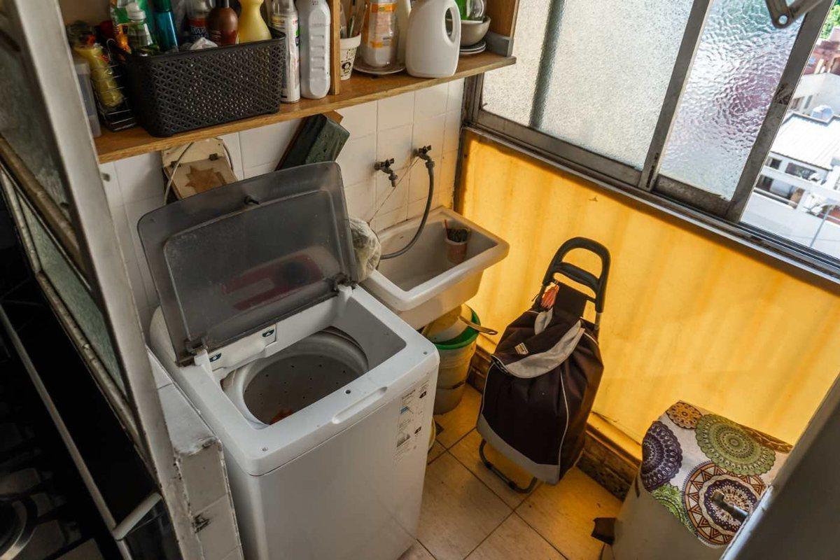 Foto de Venta departamento 4 amb en Monte Castro luminoso, imagen 3