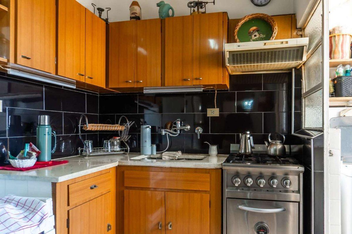 Foto de Venta departamento 4 amb en Monte Castro luminoso, imagen 4