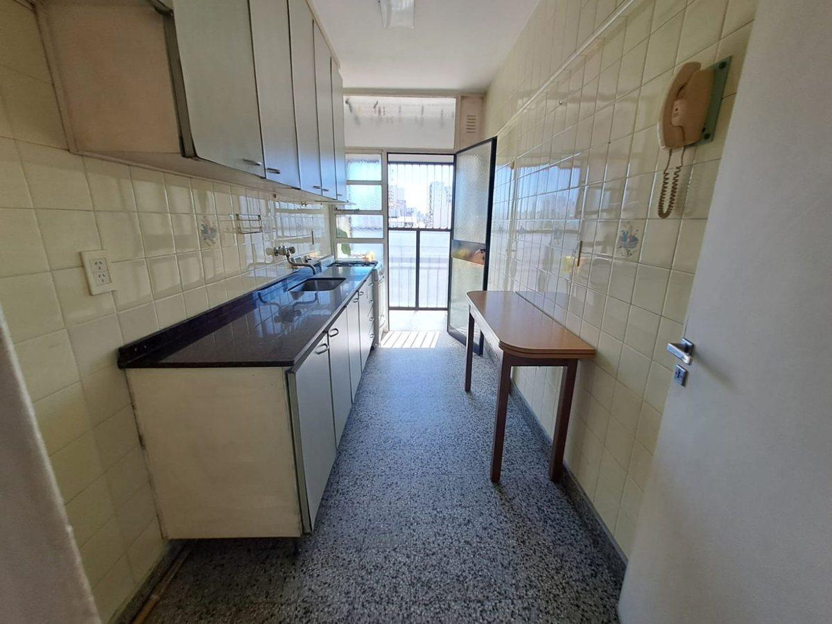Foto de VENTA 2 AMB C/COCHERA LUZ LAVADERO VELEZ SARFIELD, imagen 4
