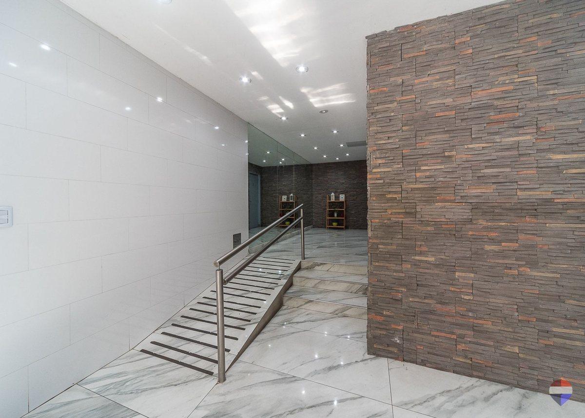 Foto de VENTA DEPARTAMENTO PISO ALTO 4 AMBIENTES PALERMO, imagen 2