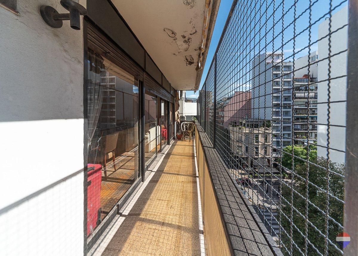 Foto de VENTA DEPARTAMENTO PISO ALTO 4 AMBIENTES PALERMO, imagen 4