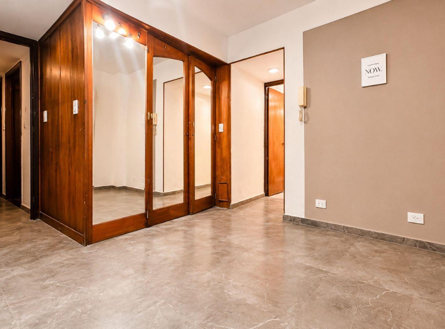 Foto de VENTA DEPTO 2 AMB PATIO APTO COMERCIAL, imagen 2