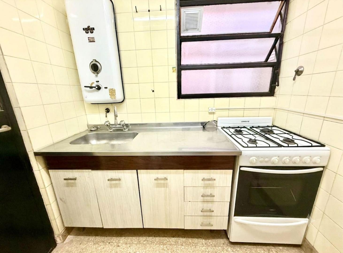 Foto de DEPARTAMENTO 2 AMBIENTES VENTA CABALLITO, imagen 1