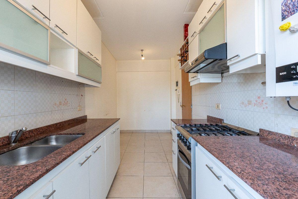 Foto de Venta Departamento 4 amb Parque Chas cochera y luz, imagen 5