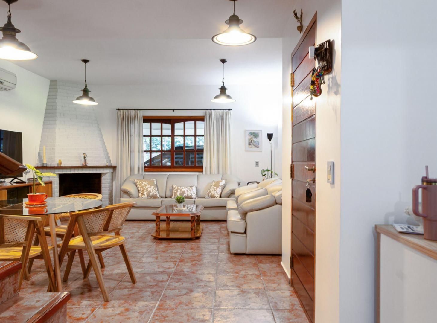 Foto de CASA 3 AMBIENTES EN VENTA BARRIO VICENTE MELAZZI, imagen 4