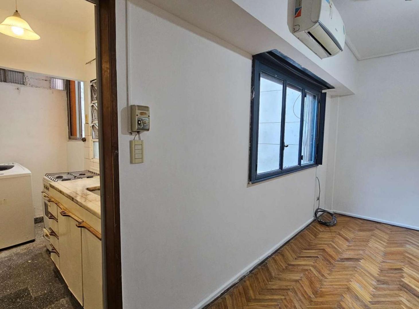 Foto de Departamento 2 ambientes en venta en Balvanera, imagen 2