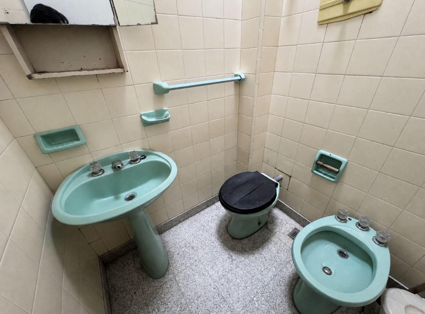 Foto de Casa con 4 Locales en Venta en Haedo, imagen 4