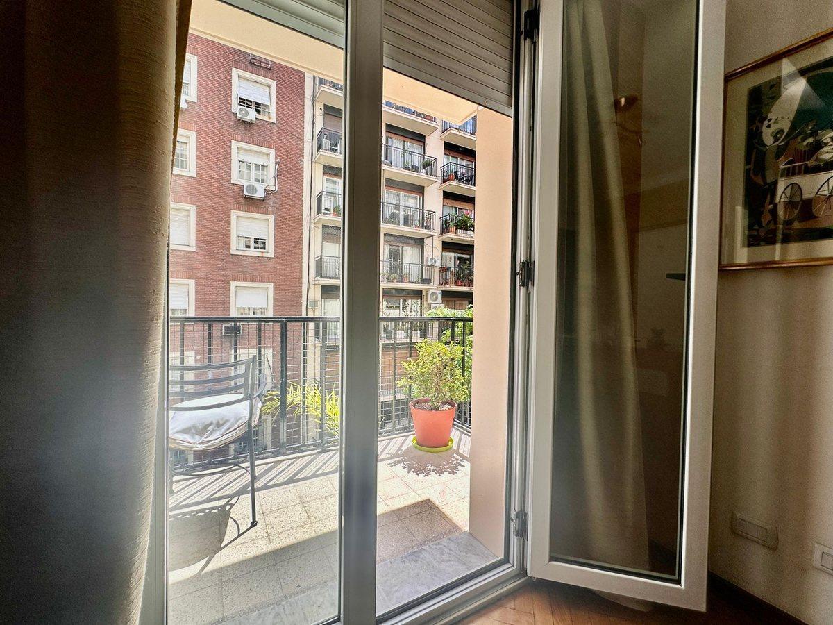 Foto de VENTA 4 AMBIENTES RECOLETA RENOVADO SOL BALCON, imagen 3