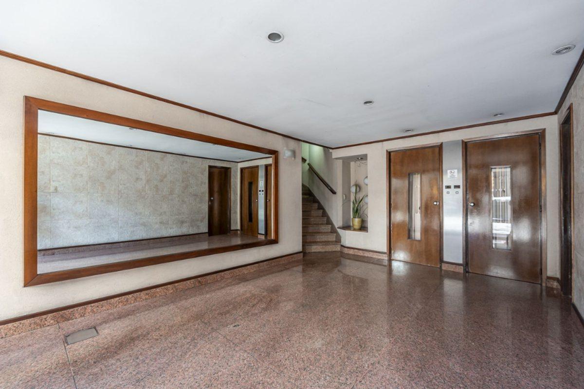 Foto de VENTA DEPTO 4 AMB CABALLITO APTO CREDITO PERMUTA, imagen 4