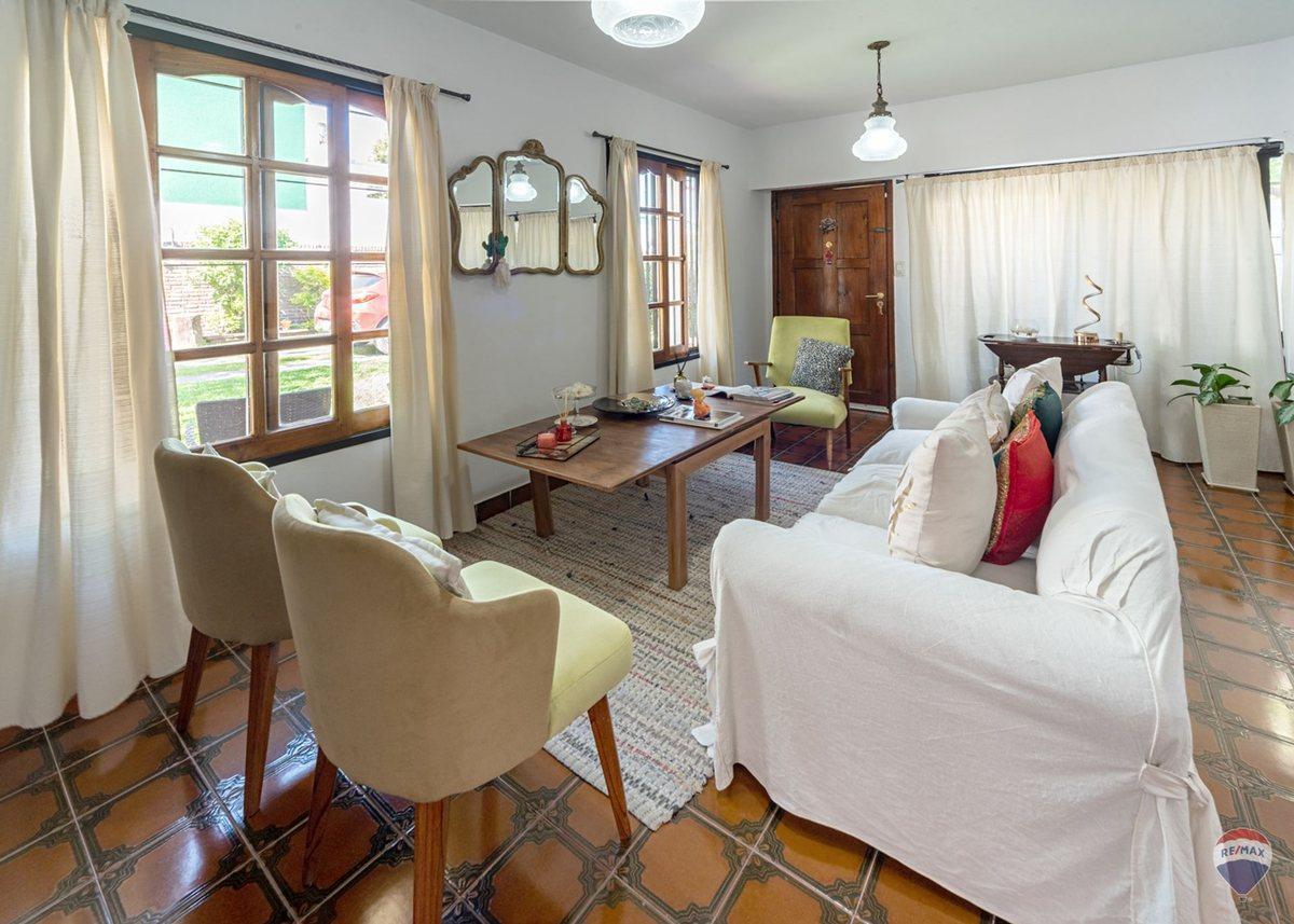 Foto de Casa 5 ambientes venta Ramos Mejia con jardin, imagen 4