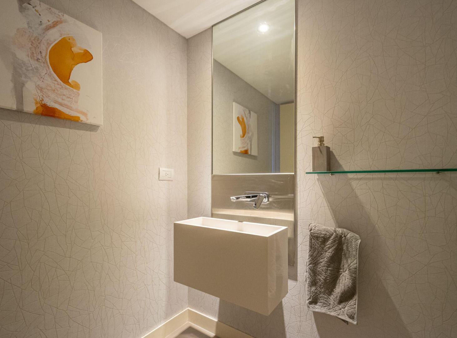Foto de VENTA 3 AMBIENTES COCHERA COMPLEJO AL RIO, imagen 3