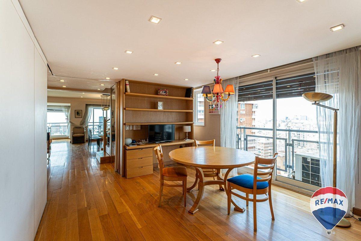 Foto de VENTA DEPARTAMENTO 250 MT2 SOBRE PARQUE LAS HERAS, imagen 1