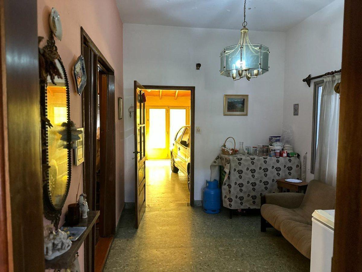 Foto de CASA 6 AMBIENTES AVELLANEDA 2 FAMILIAS O QUINCHO, imagen 1