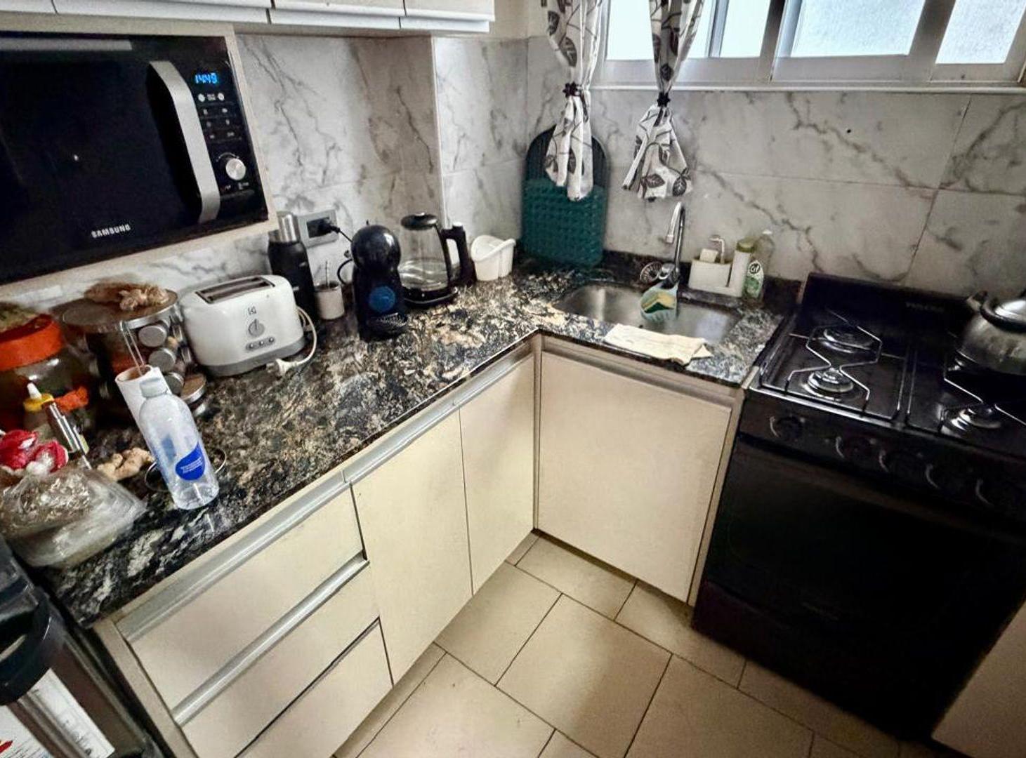 Foto de DEPARTAMENTO 3 AMBIENTES EN VENTA FLORESTA, imagen 3