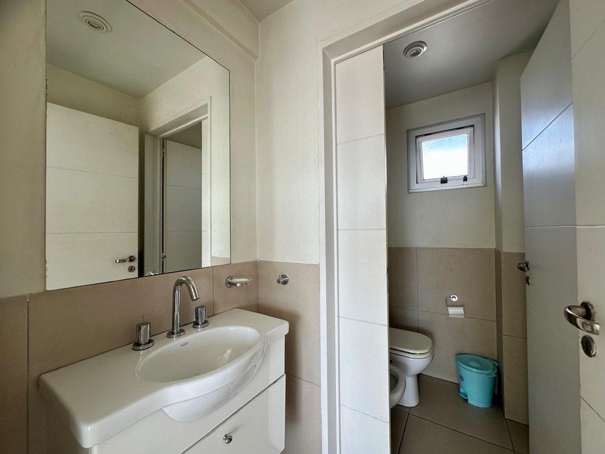 Foto de VENTA MONOAMBIENTE PARQUE CHACABUCO PILETA SUM LUZ, imagen 1