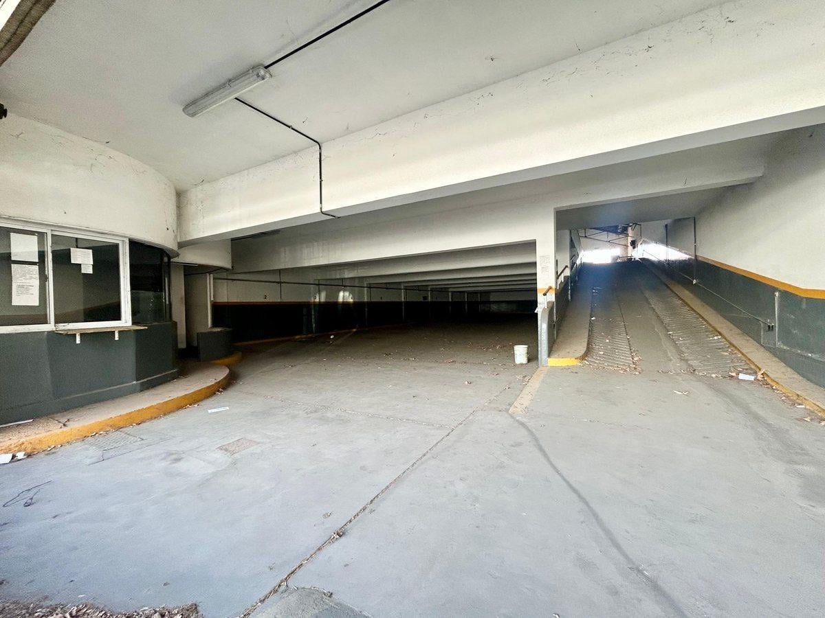 Foto de VENTA DEPOSITO EN FLORES, imagen 2