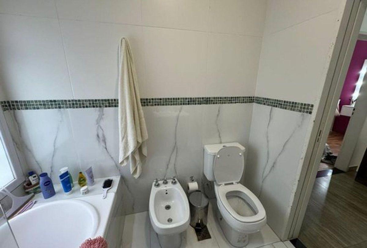 Foto de CASA 4 AMBIENTES VENTA BELLA VISTA CON PILETA, imagen 4