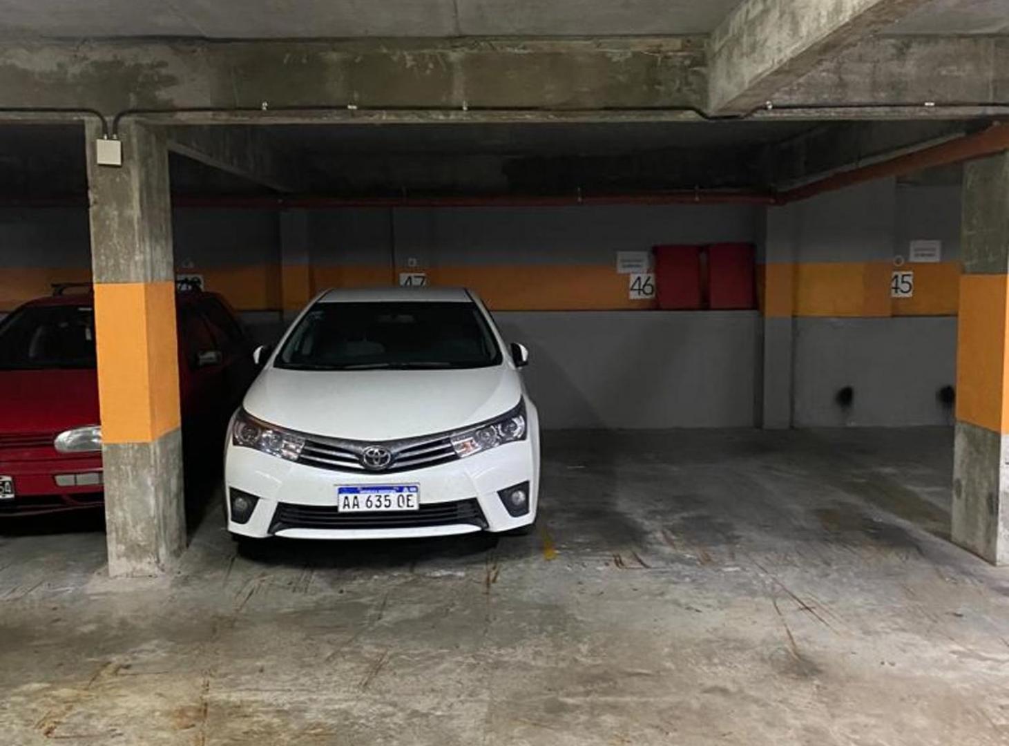 Foto de Venta Cochera en Almagro, imagen 5