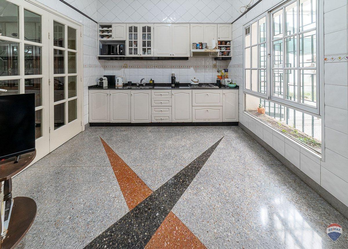 Foto de Venta casa 5 amb con quincho y pileta Mataderos, imagen 5