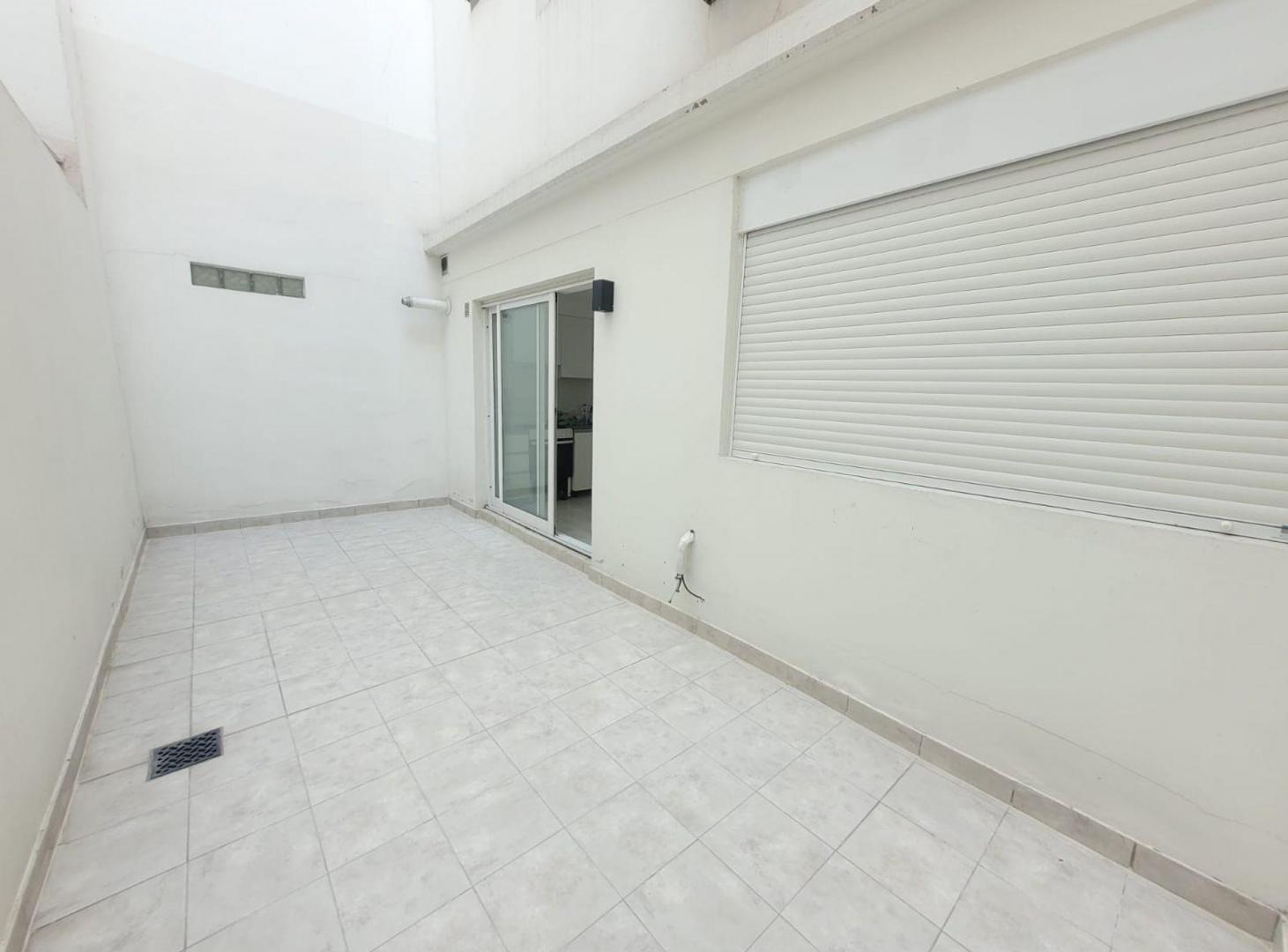 Foto de Venta 4 ambientes con cochera doble VIlla Devoto, imagen 3
