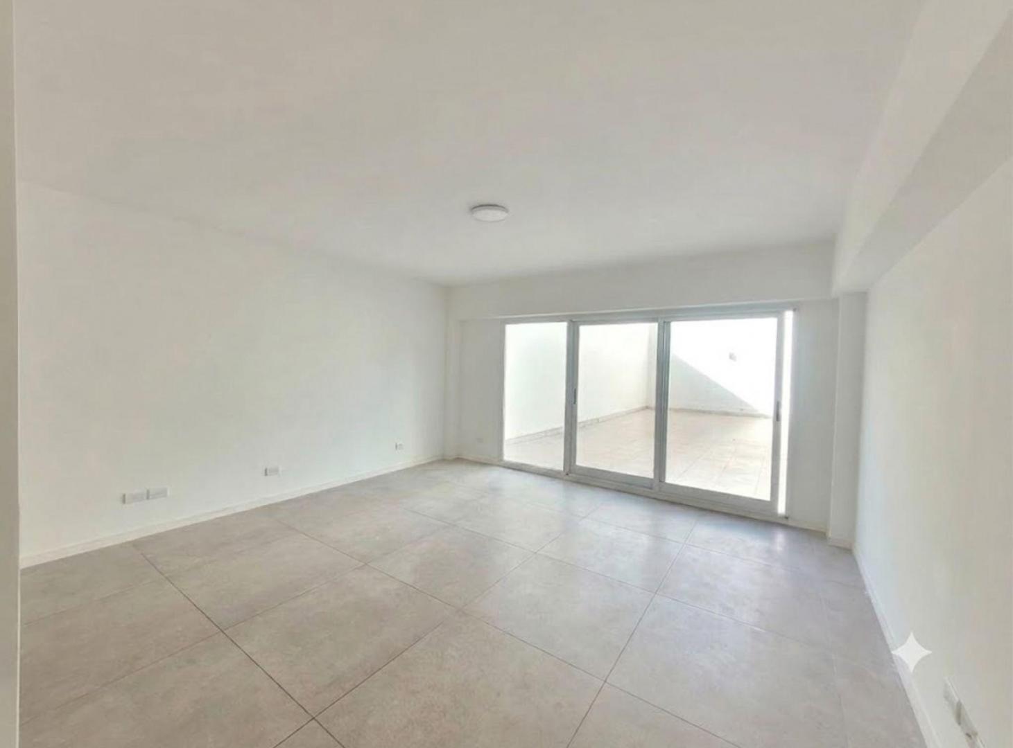 Foto de Venta 4 ambientes con cochera doble VIlla Devoto, imagen 2