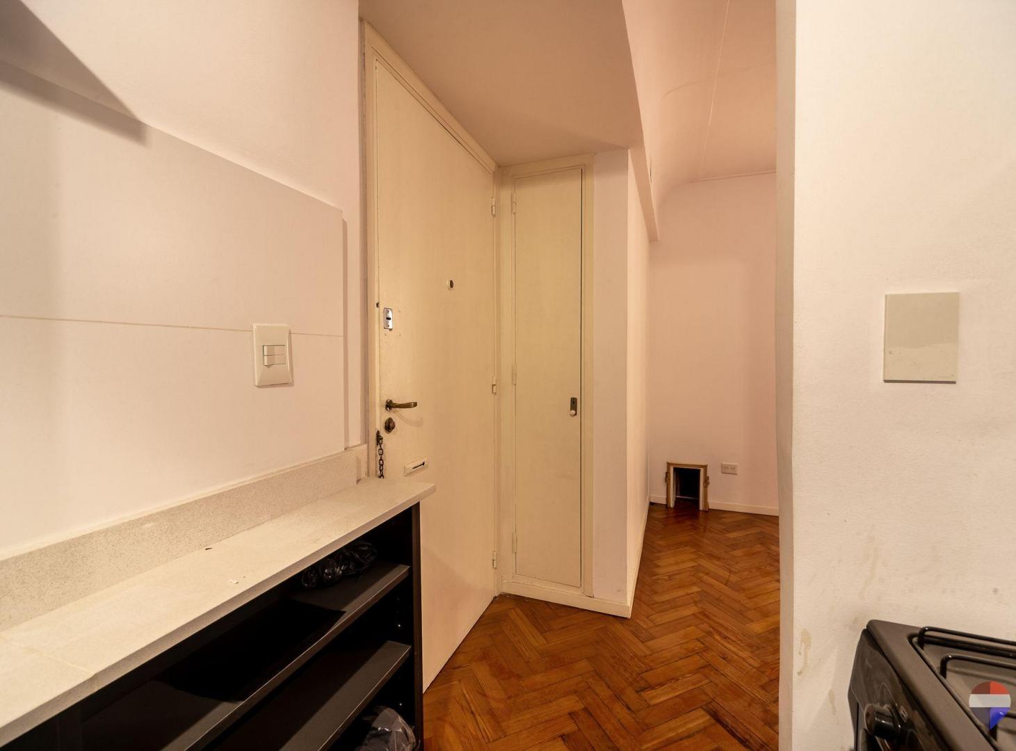 Foto de VENTA 2 AMBIENTES CON RECOLETA CON BALCON, imagen 3