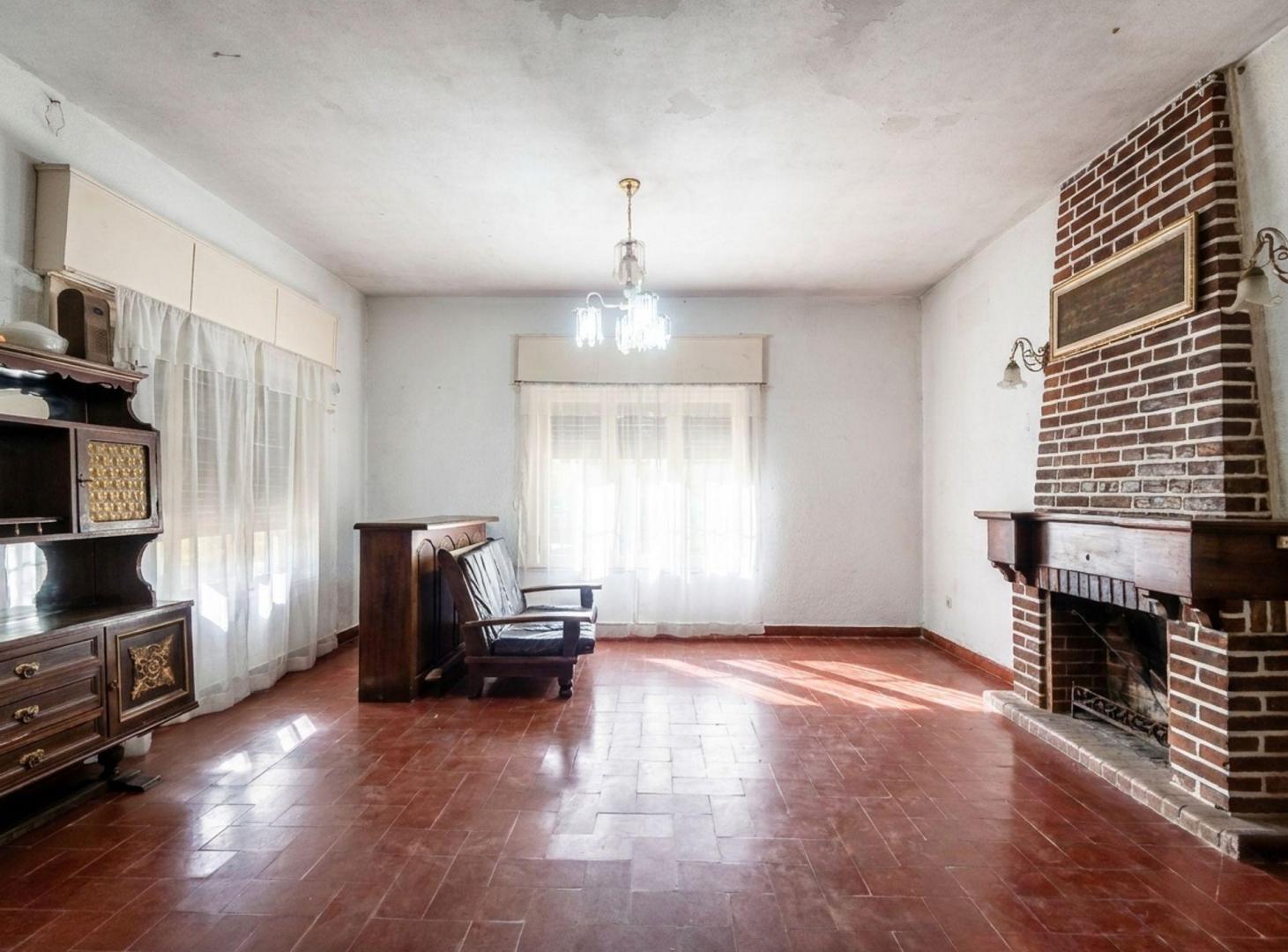 Foto de VENTA CASA OPORTUNIDAD A RECICLAR EN VILLA DE MAYO, imagen 4