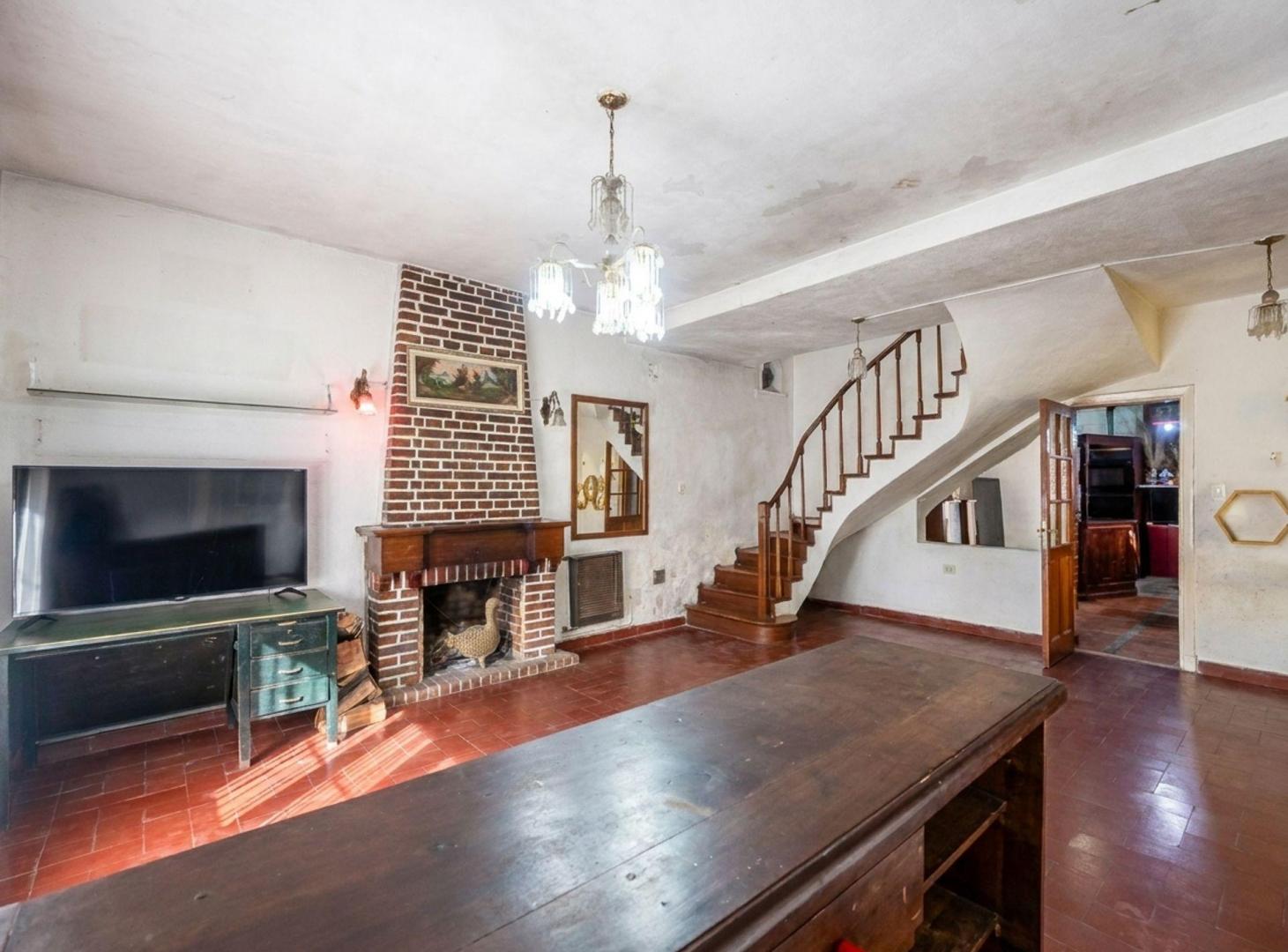 Foto de VENTA CASA OPORTUNIDAD A RECICLAR EN VILLA DE MAYO, imagen 2