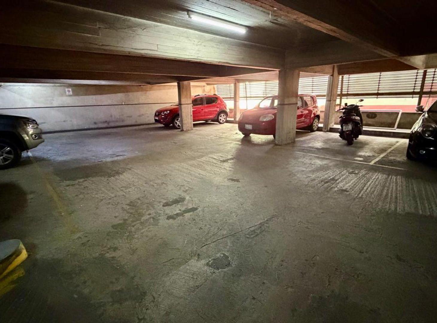 Foto de COCHERA EN VENTA RECOLETA AUTO Y MOTO 18.88 MTS, imagen 2