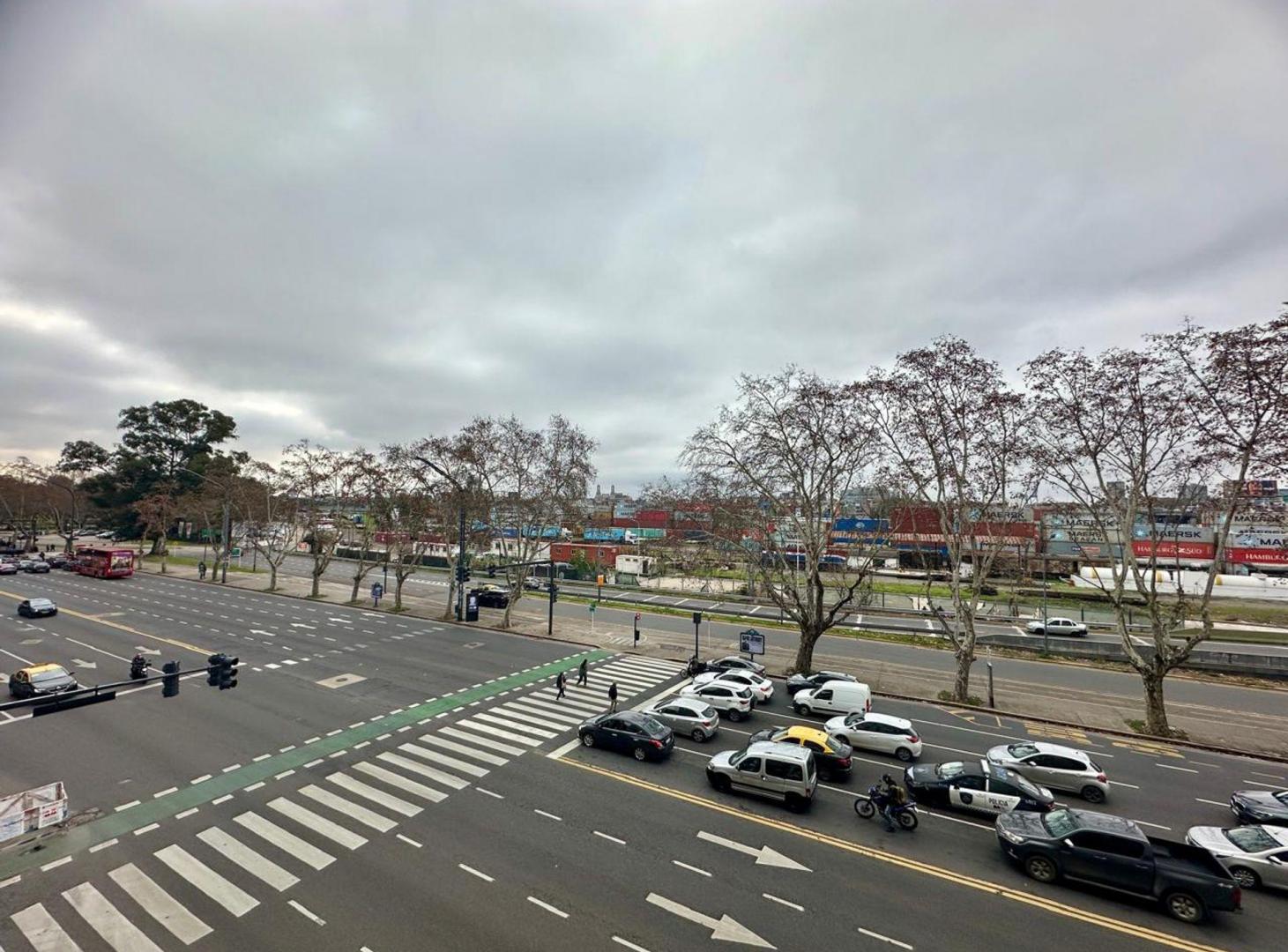 Foto de VENTA AV. LIBERTADOR OFICINA O CONSULTORIO RENOV., imagen 1