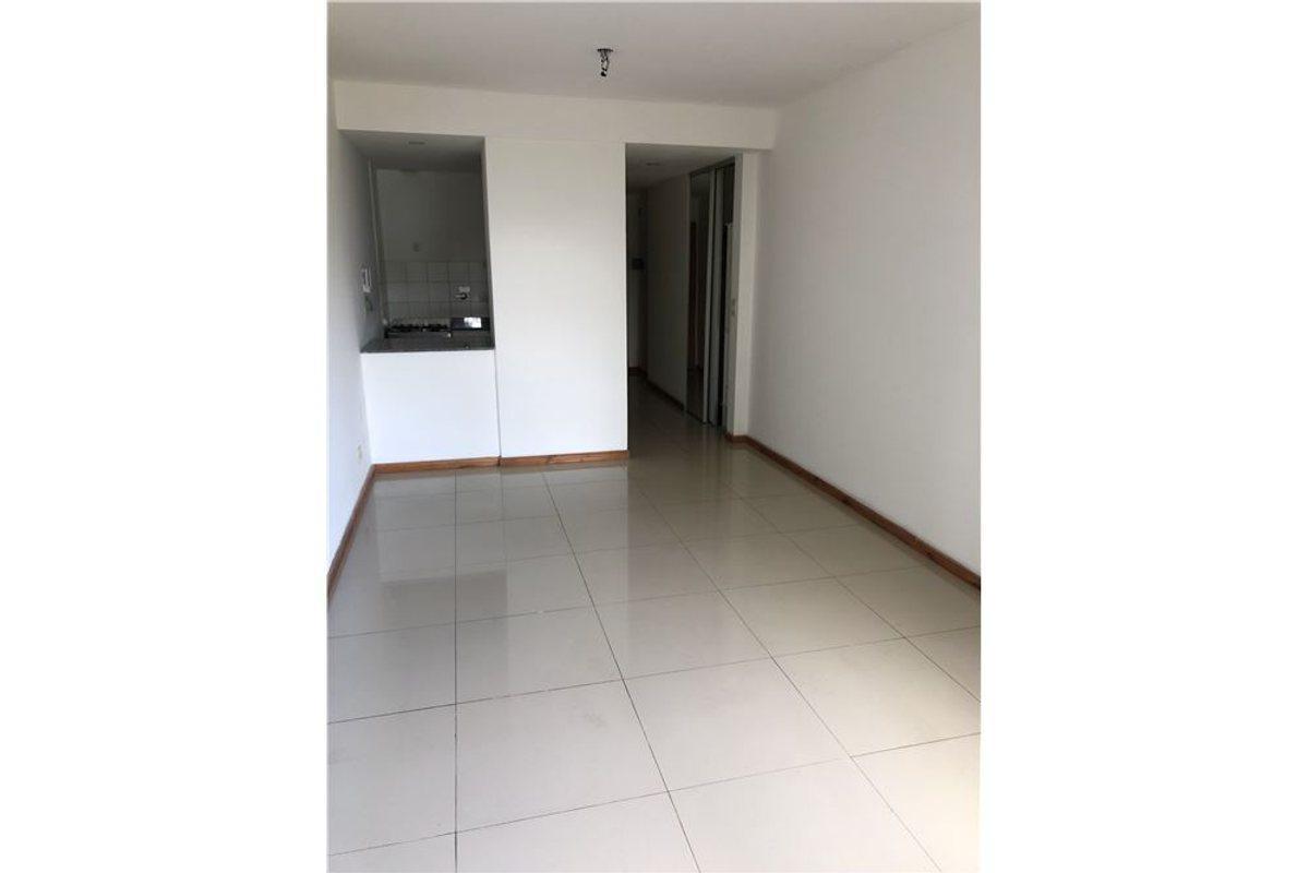 Foto de VENTA MONOAMBIENTE FRENTE BALCON VILLA DEL PARQUE, imagen 3