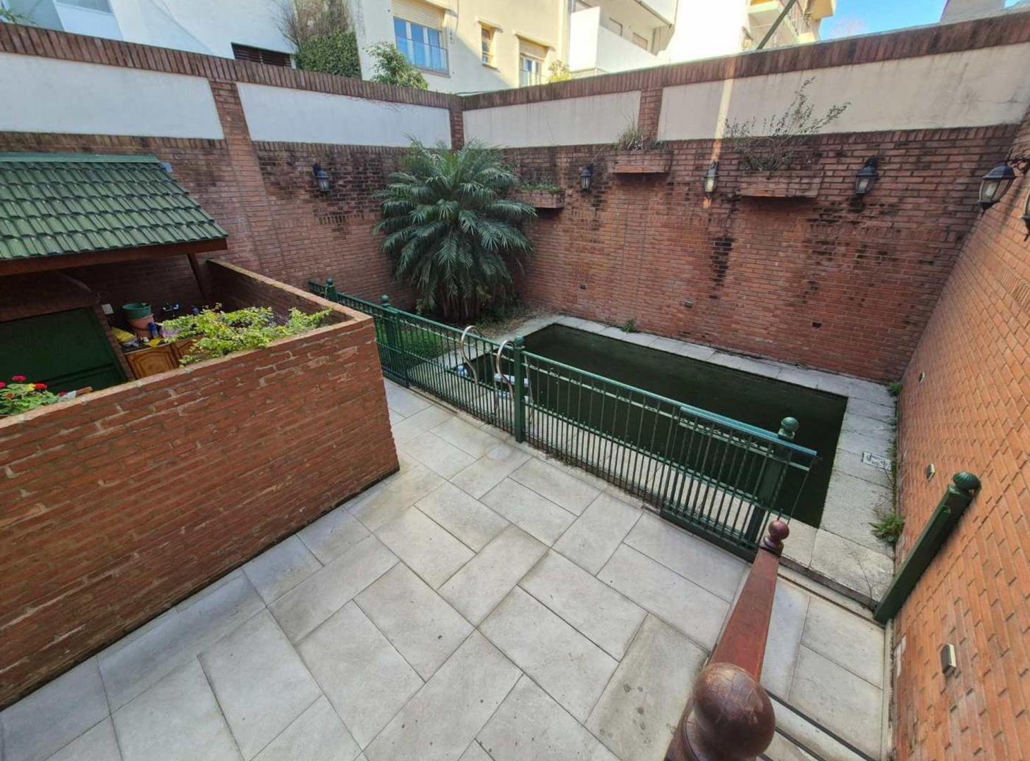 Foto de Ph tipo casa 8 ambientes cochera quincho piscina, imagen 2