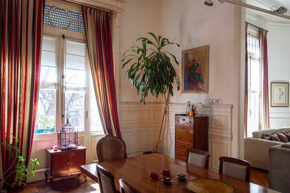 Foto de Venta Depto 5 amb Edif Estilo Frances San Telmo, imagen 2