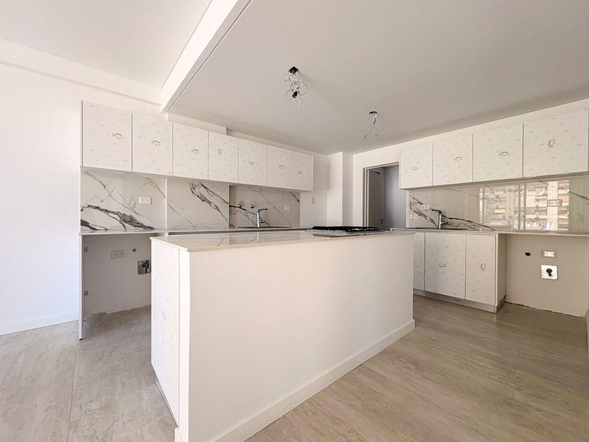 Foto de Venta 4 Ambientes piso unico Palermo Chico, imagen 2