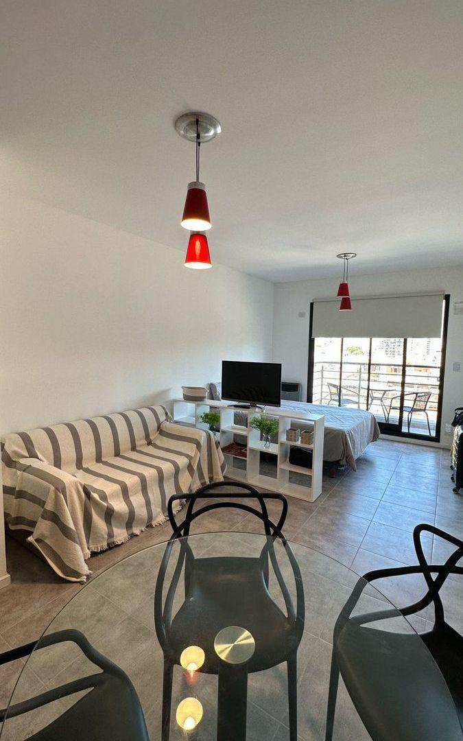 Foto de VENTA MONOAMBIENTE CON BALCON LUMINOSO EN BOEDO, imagen 2