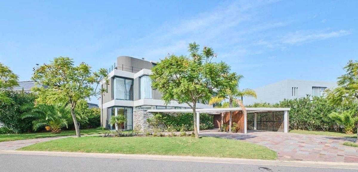 Foto de VENTA CASA NORDELTA LAGOS DEL GOLF AL AGUA, imagen 3