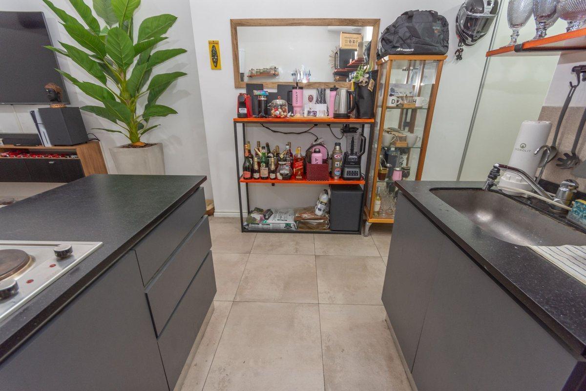 Foto de Venta Monoamb Divisible Patio Cochera P Chacabuco, imagen 2