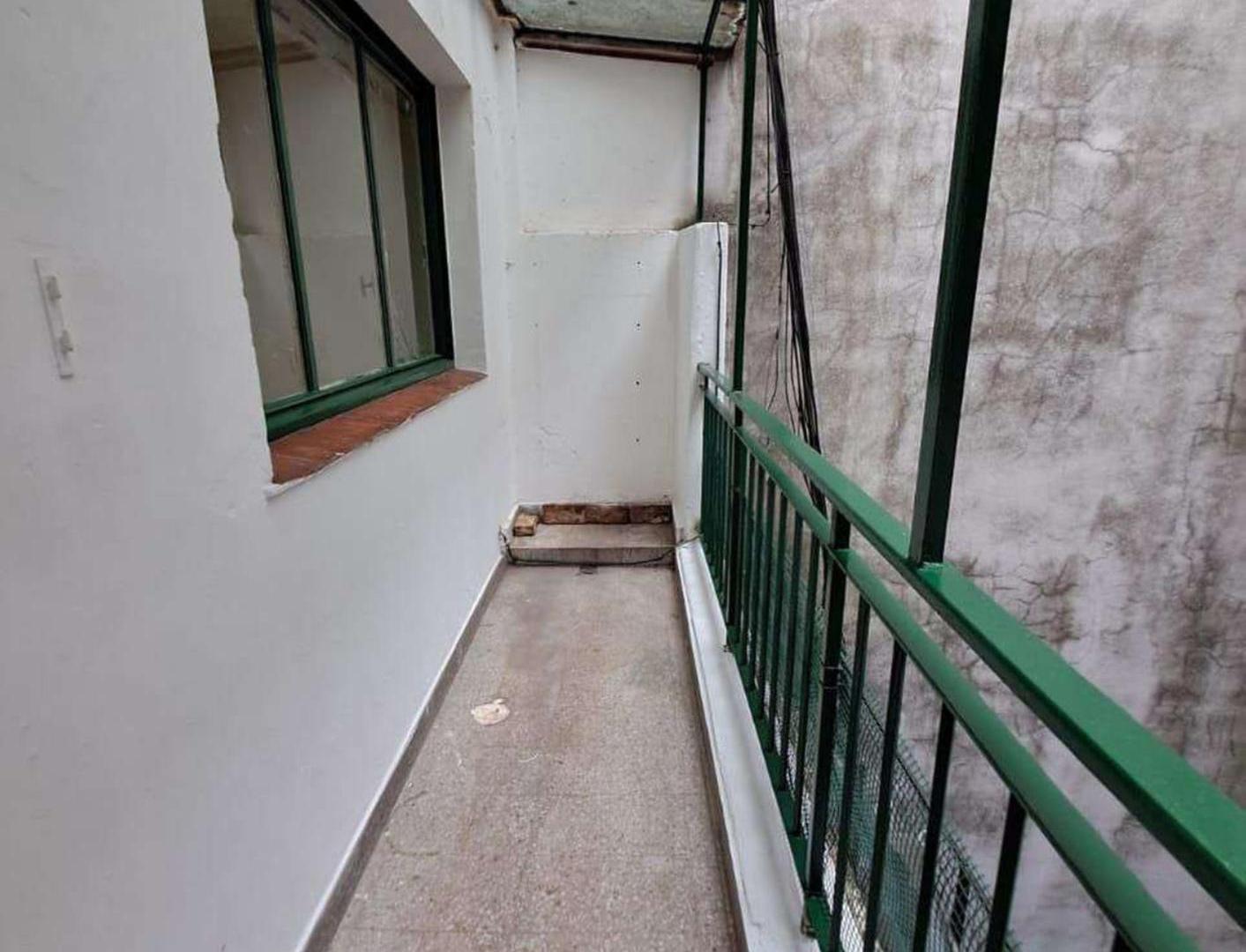 Foto de ALQUILER DEPARTAMENTO 2 AMB CON BALCON ALMAGRO, imagen 3