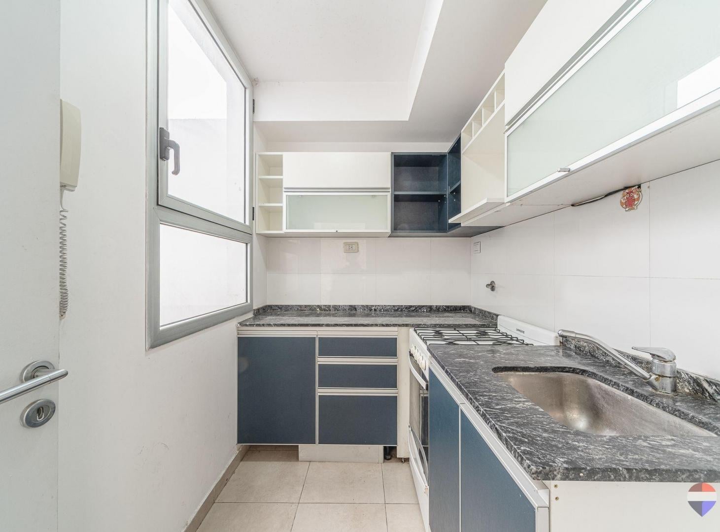 Foto de VENTA DOS AMBIENTES FLORES CON AMENITIES, imagen 4