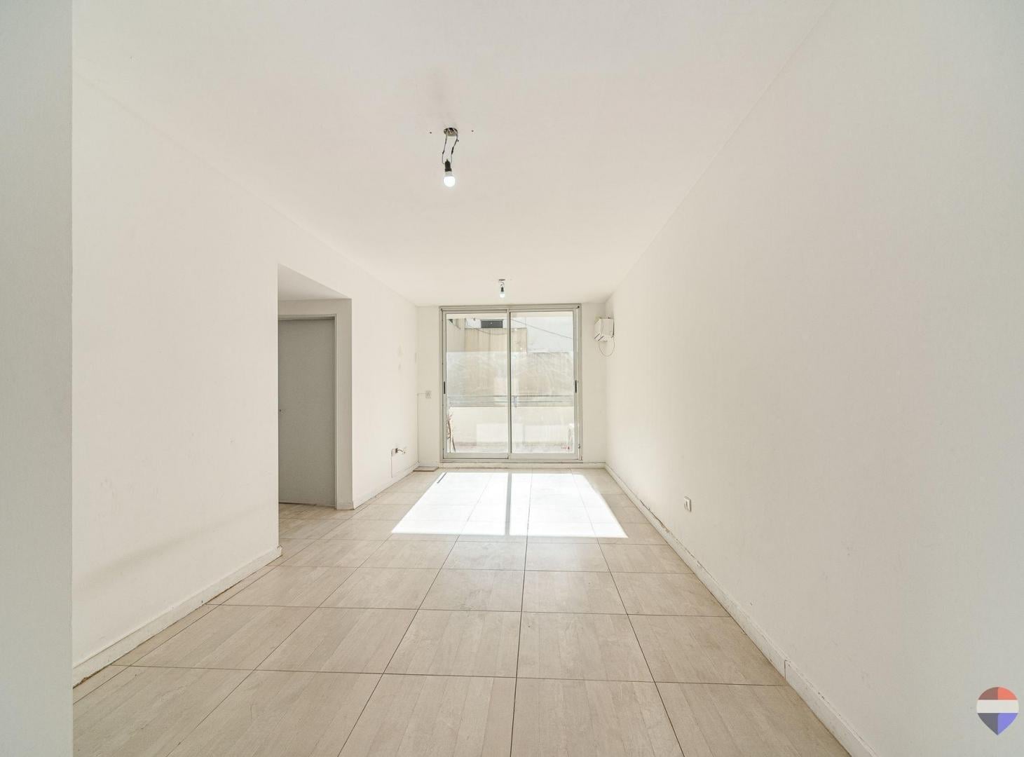 Foto de VENTA DOS AMBIENTES FLORES CON AMENITIES, imagen 3