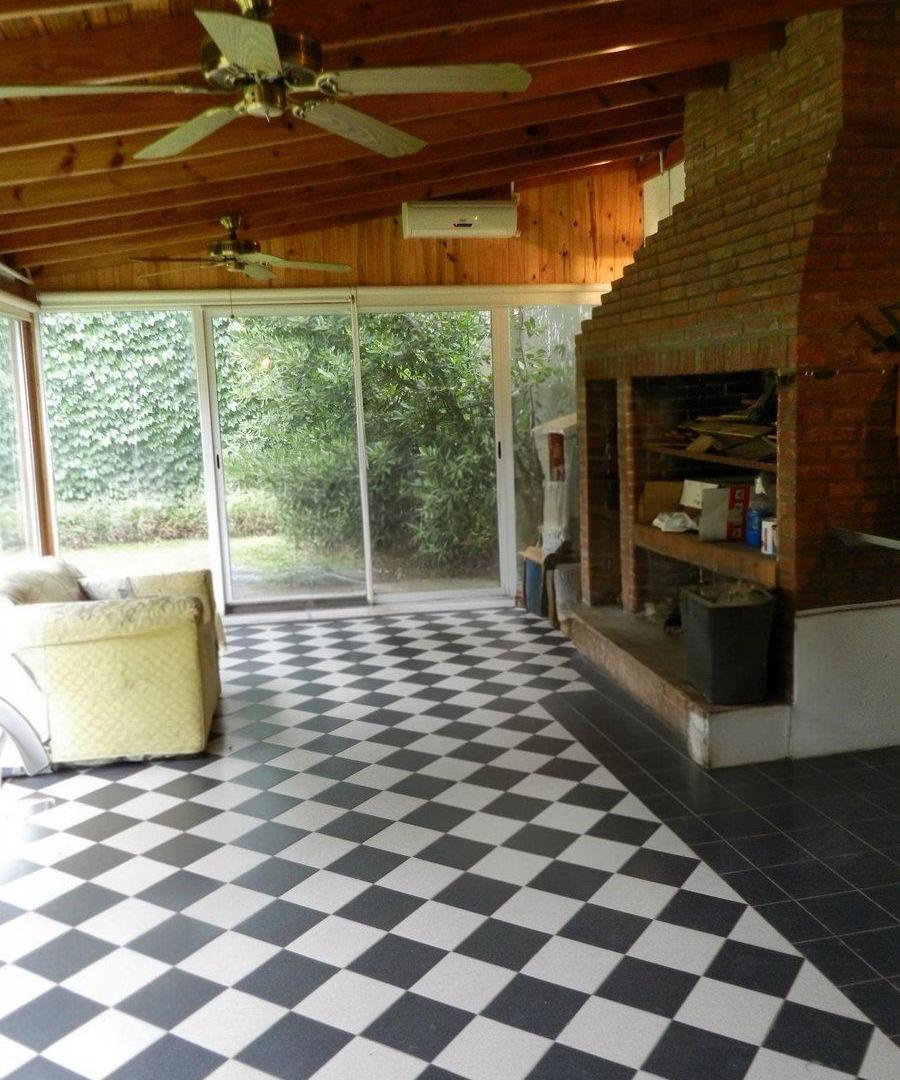 Foto de VENTA CASA 4 AMB EN BECCAR CON JARDIN APTO CREDITO, imagen 2