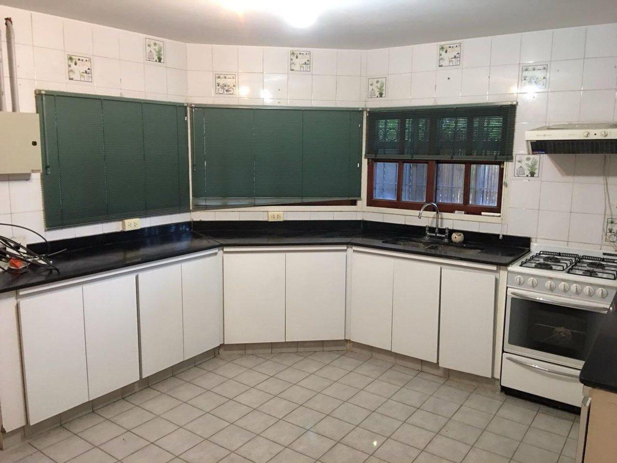 Foto de VENTA CASA 4 AMB EN BECCAR CON JARDIN APTO CREDITO, imagen 5