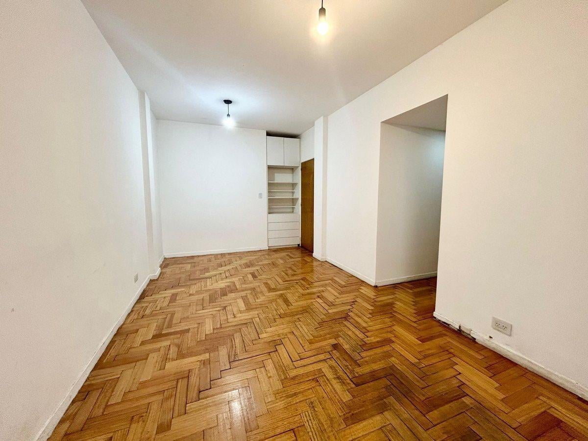 Foto de Venta 2 Ambientes con Gran Patio Flores, imagen 5