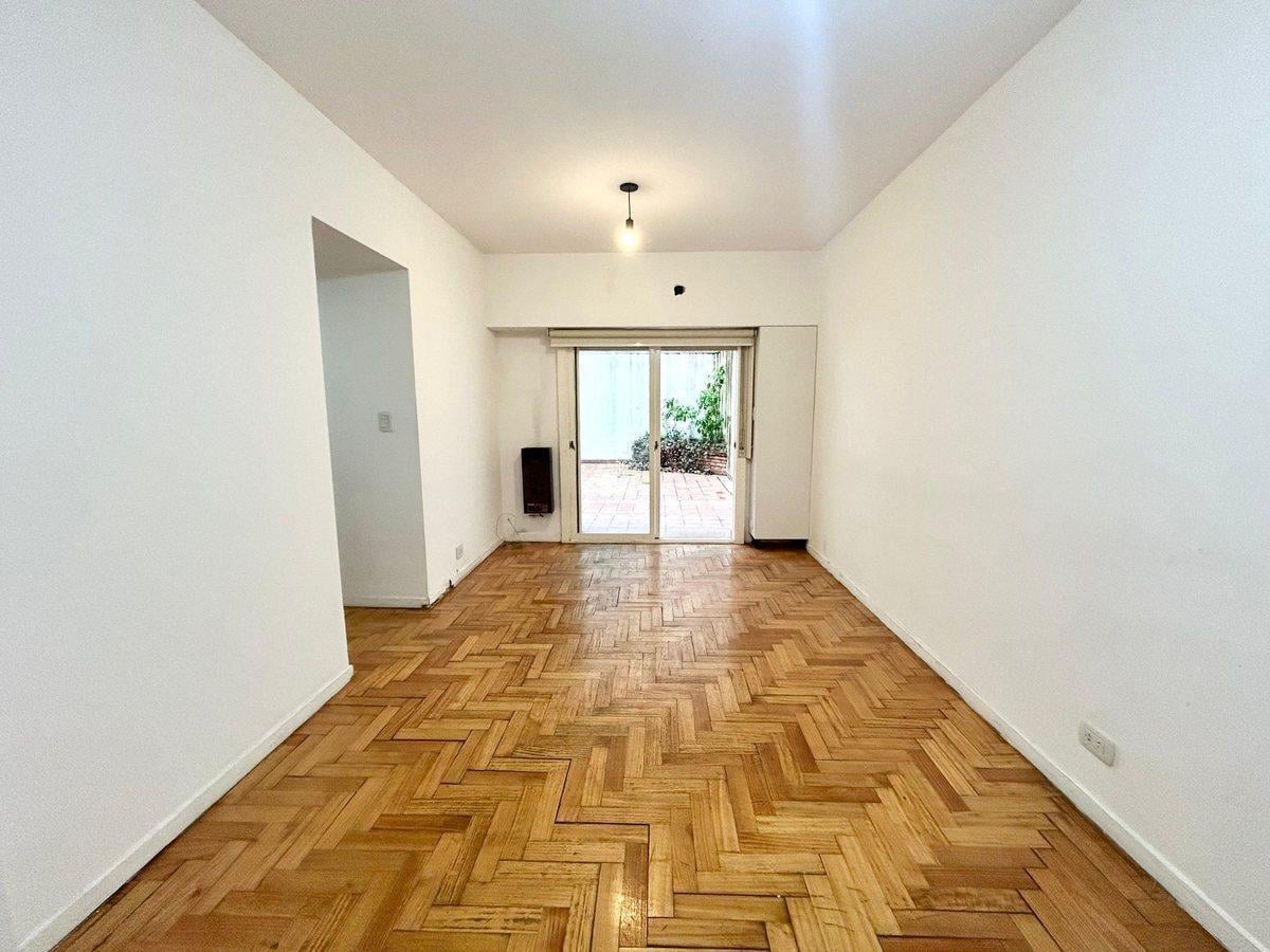 Foto de Venta 2 Ambientes con Gran Patio Flores, imagen 4