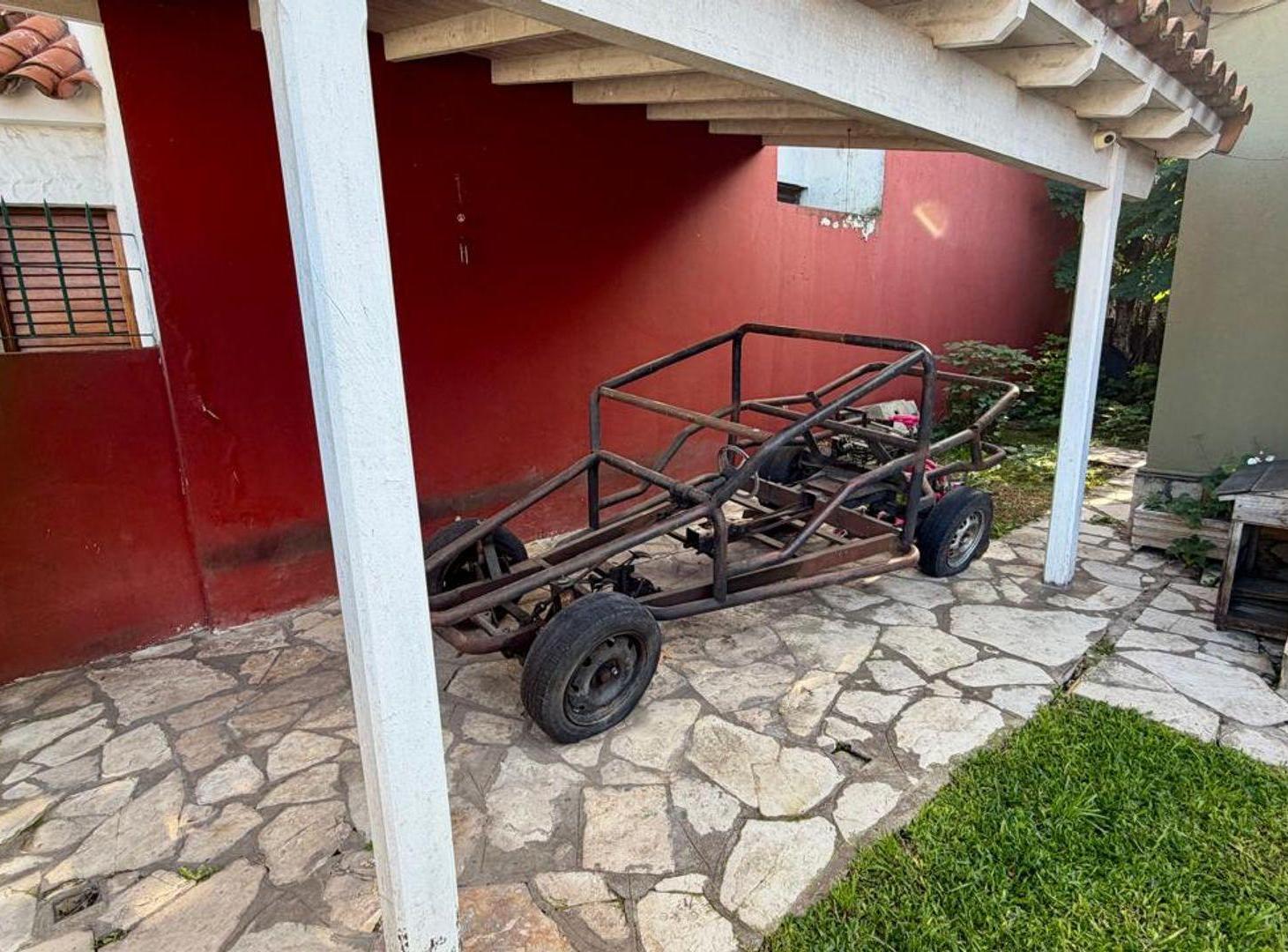 Foto de CASA 4 AMBIENTES VENTA TEMPERLEY GARAGE Y PARQUE, imagen 2
