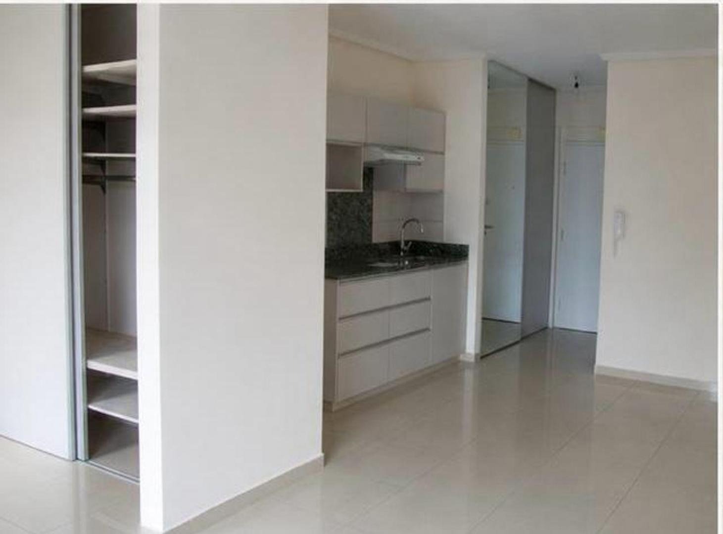 Foto de Venta departamento con balcon apto prof comercial, imagen 3